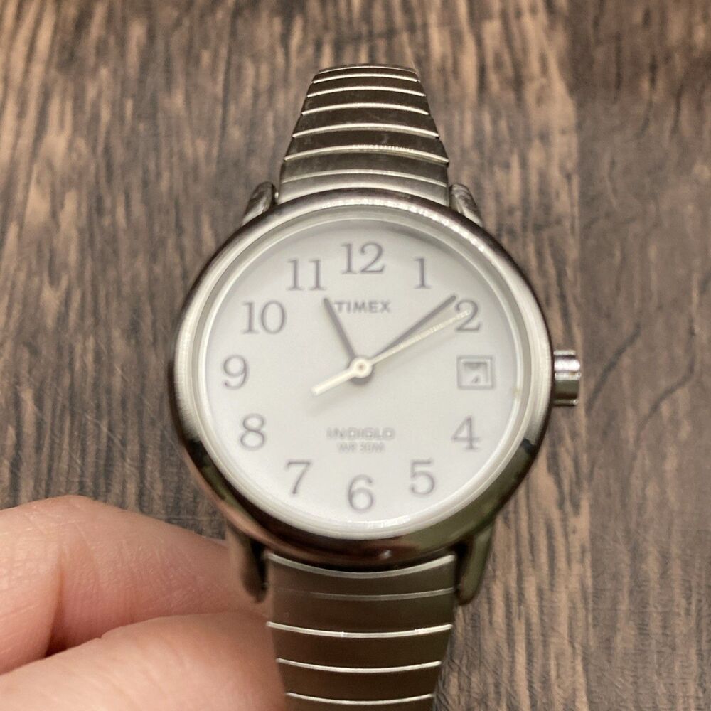 Timex Indiglo WR 30M Silver Tone Quartz Analog Ladies Watch With Light